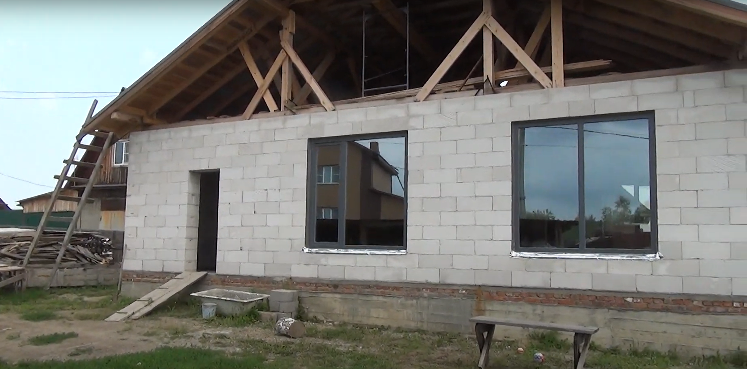https://pskov.delaem-okna.ru/storage/app/uploads/public/63f/44f/b32/63f44fb32a762558211407.png